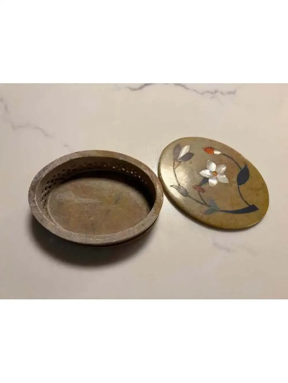 N/A handcrafted soapstone